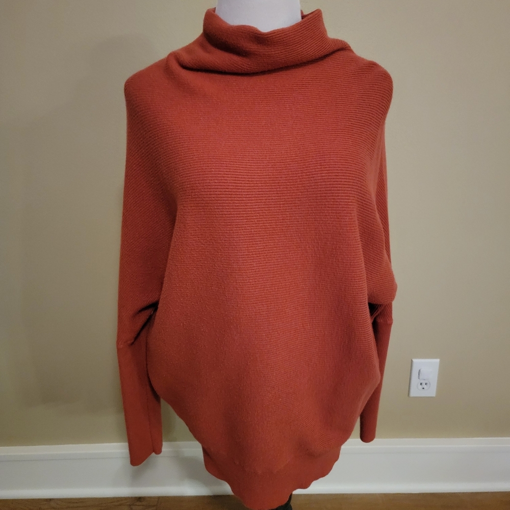 Sz. S/M Women's Blu Ivy Slouch Neck Dolman Pullover Sweater